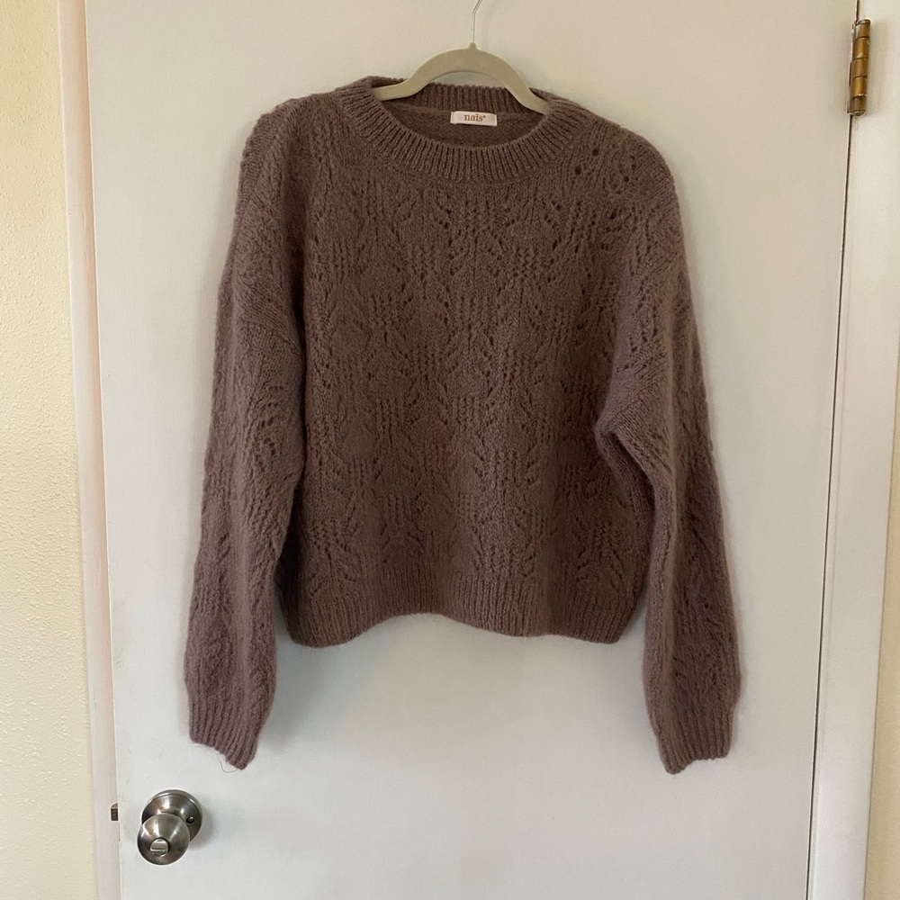 Nais Textured Knit Sweater in Brown